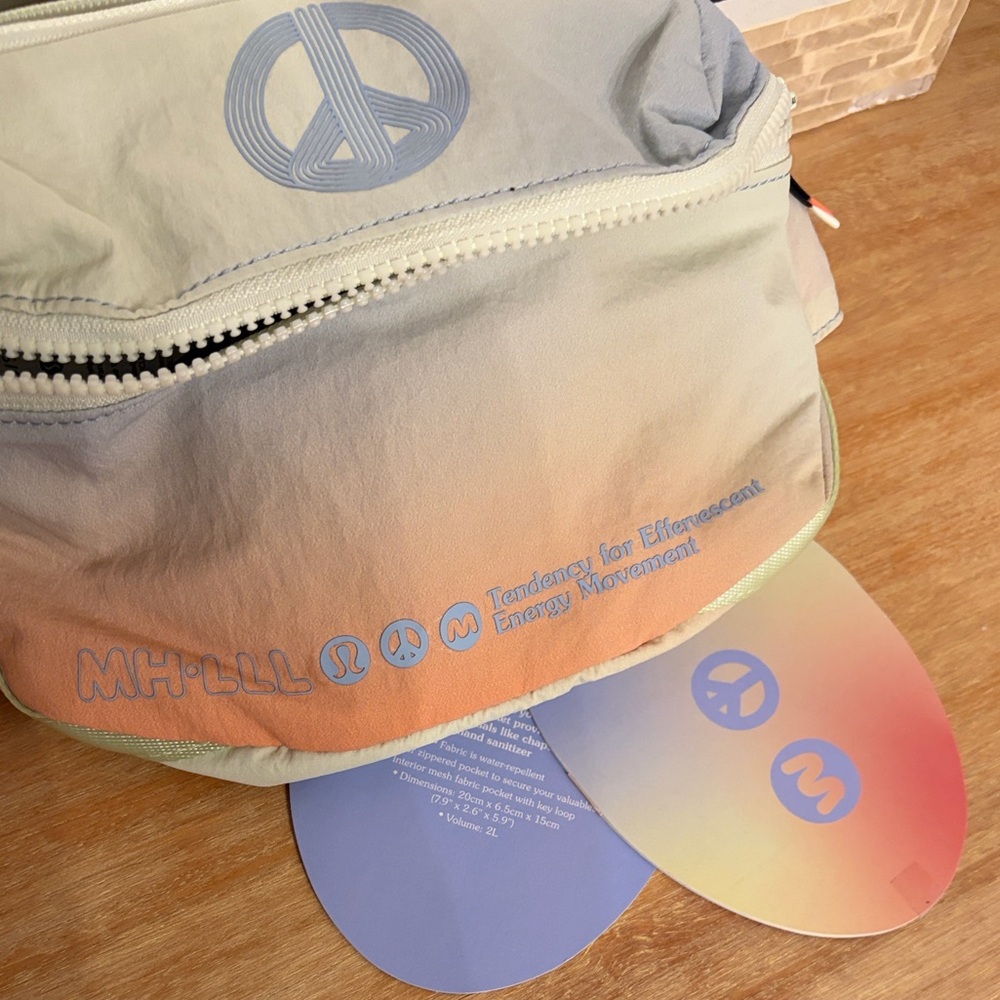 NWT Lululemon x Madhappy Ombre Crossbody Belt Bag! - Picture 3 of 11